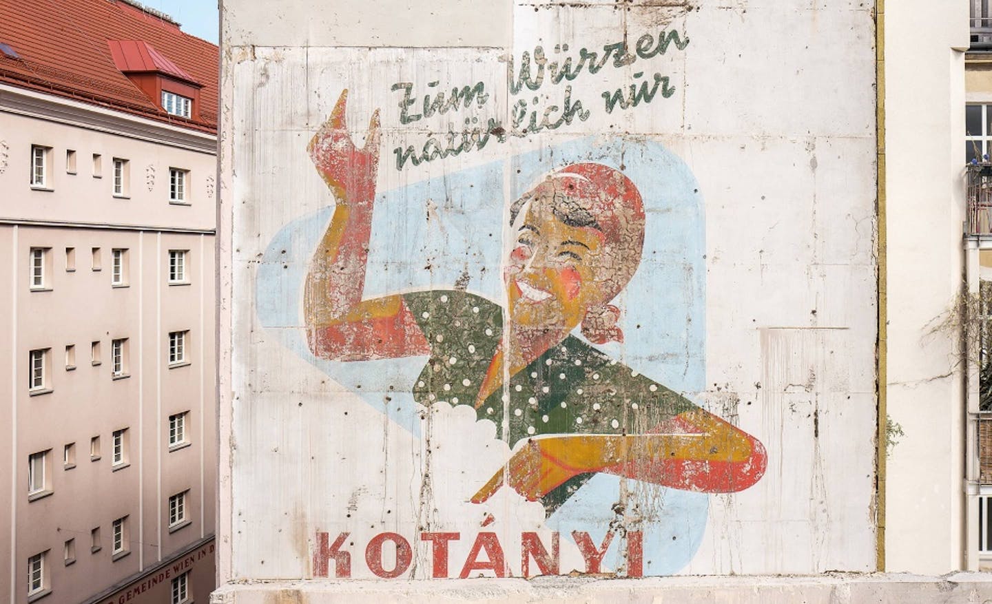 Hausfassade mit ursprünglicher Kotányi Werbung
